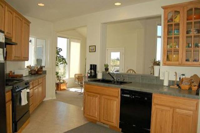 6909 North Prairie Crest Road Spokane, WA 99224 - Photo 6 of 9