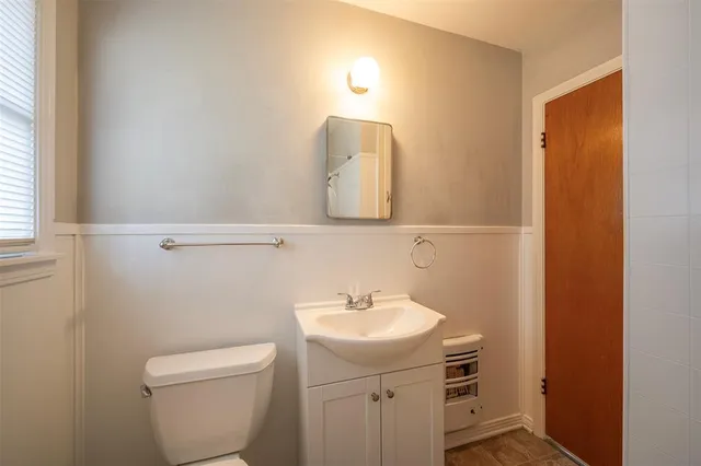 $1,300 | 1226 South Brazos Street, Weatherford, TX 76086