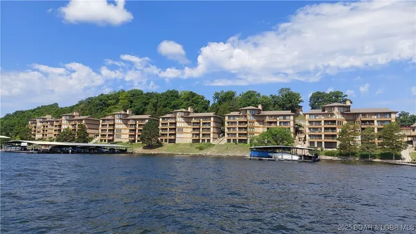 $325,000 | 98 Cedar Court, Unit 1B, Lake Ozark, MO 65049