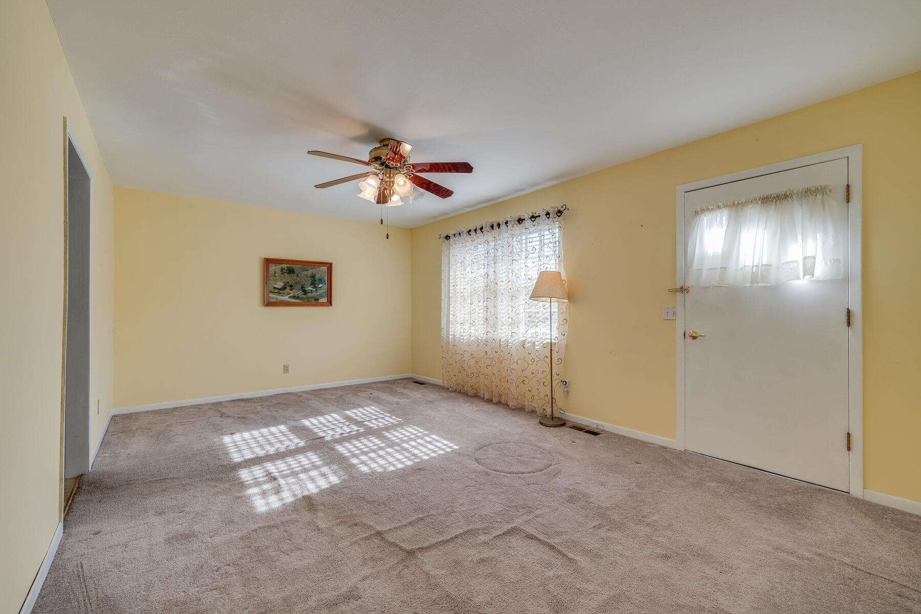 214 Webster Valley Road Rogersville, TN 37857 - Photo 7 of 35 006