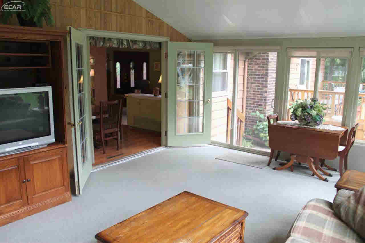 8439 Coldwater Road Flushing, MI 48433 - Photo 17 of 43 21202755-16.JPG