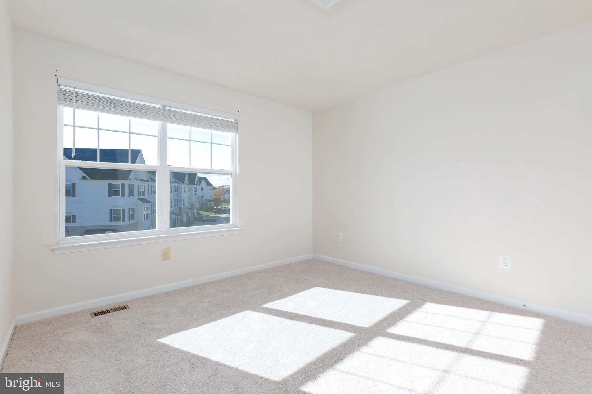 1940 River Vista Drive Baltimore, MD 21221 - Photo 30 of 50 3rd floor Bedroom #4