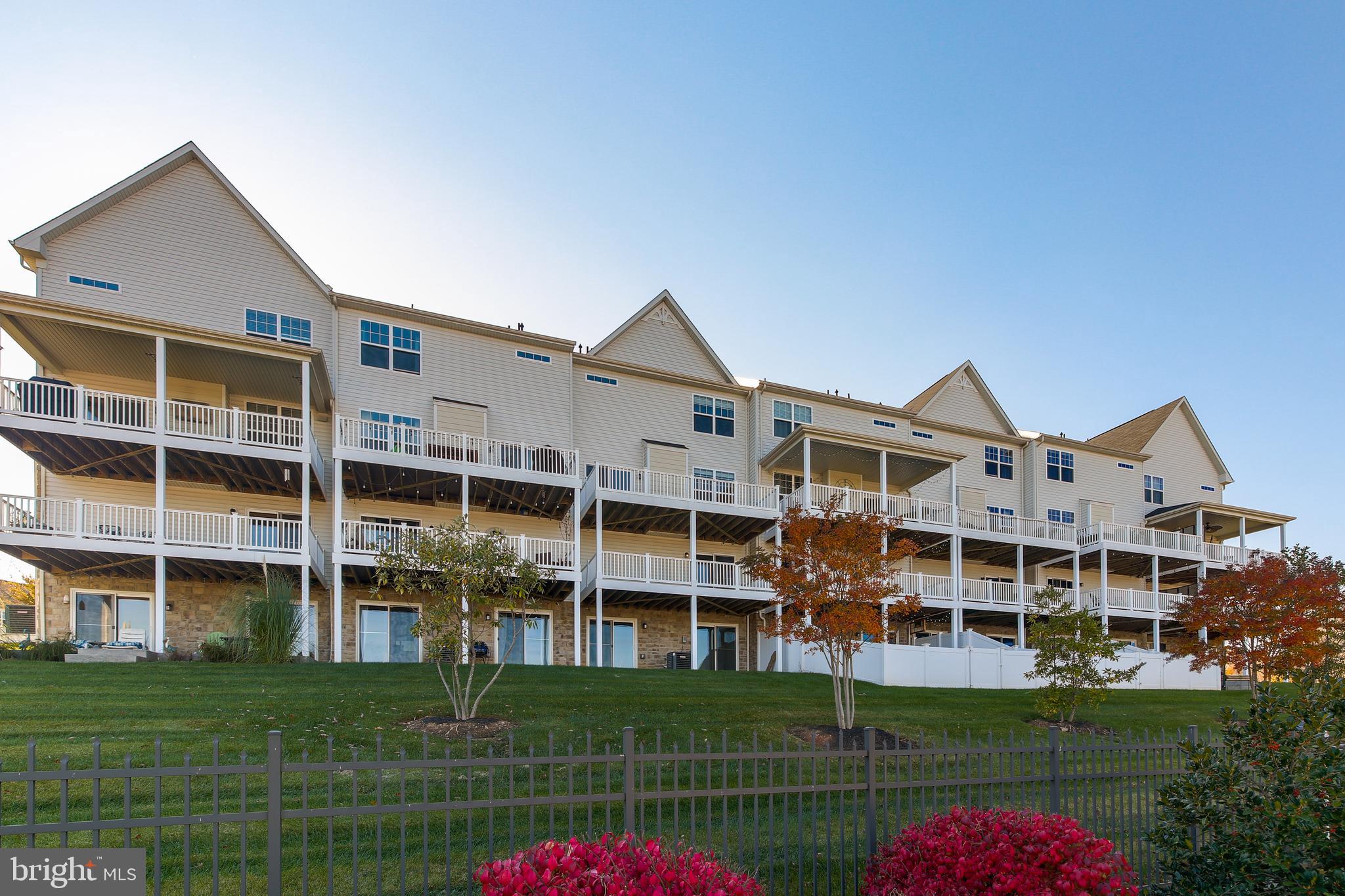 1940 River Vista Drive Baltimore, MD 21221 - Photo 45 of 50 Low maintenance