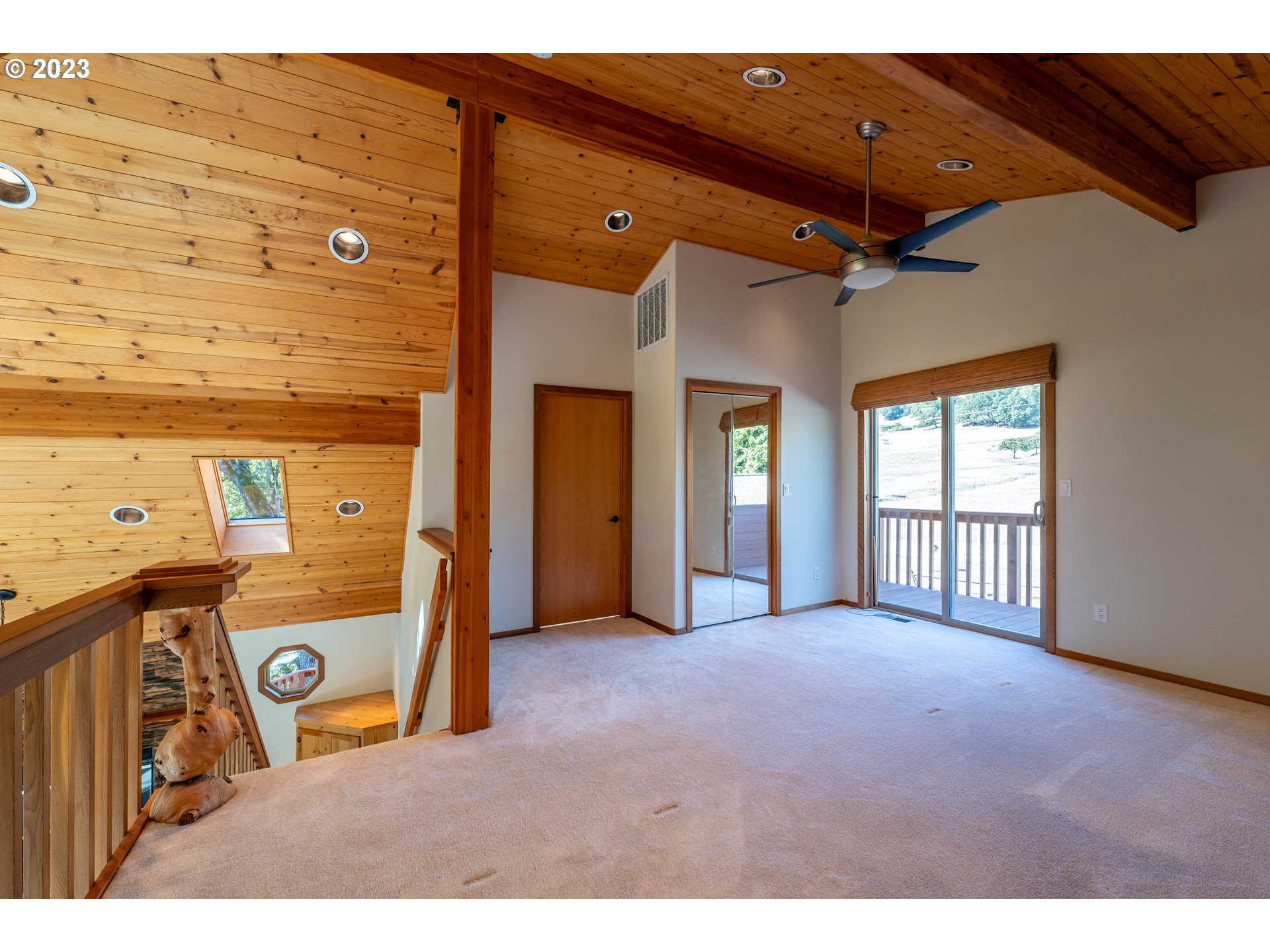 14187 North Bank Road Roseburg, OR 97470 - Photo 26 of 48 Gallery Image 26