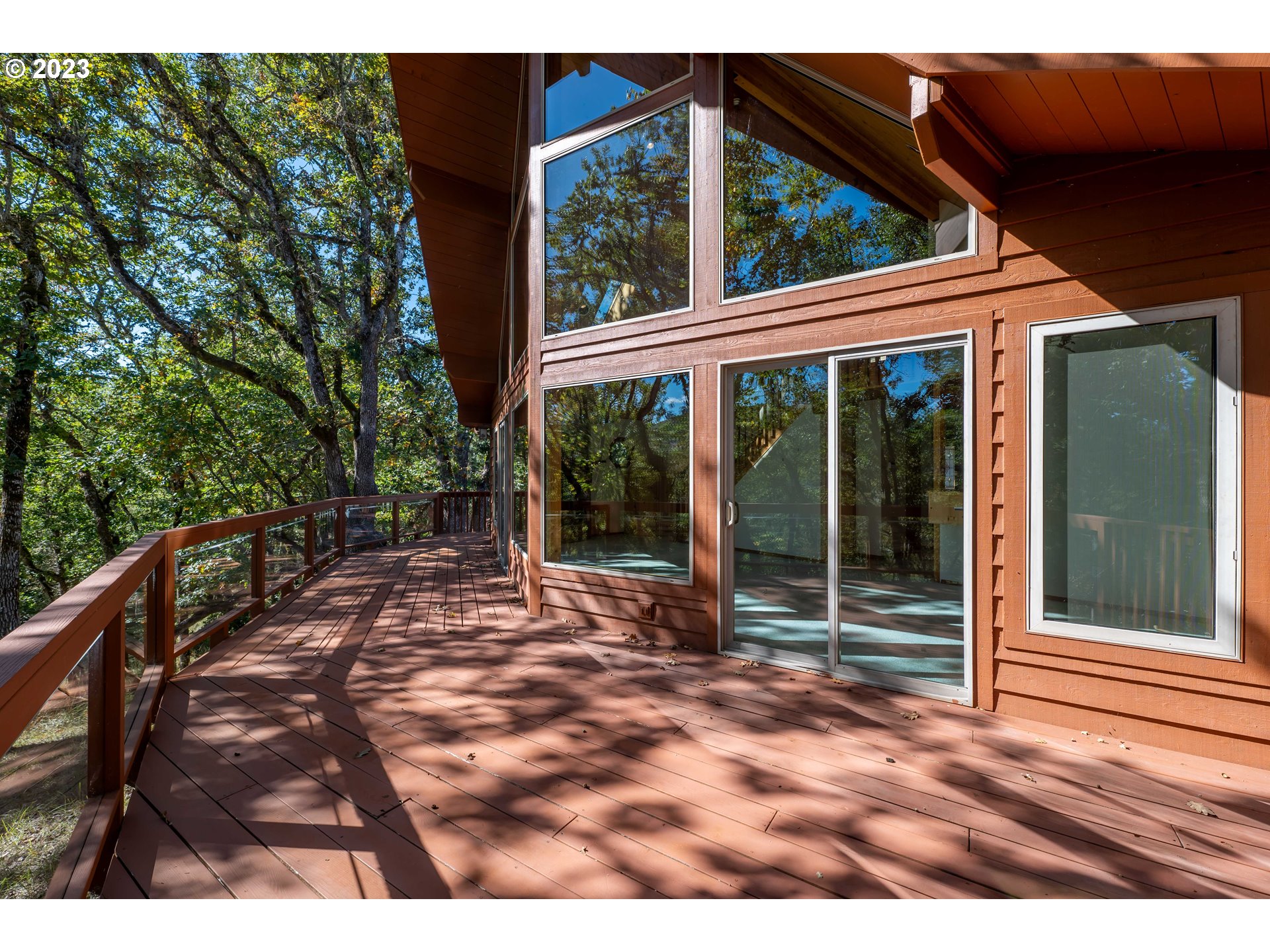 14187 North Bank Road Roseburg, OR 97470 - Photo 34 of 48 Gallery Image 34