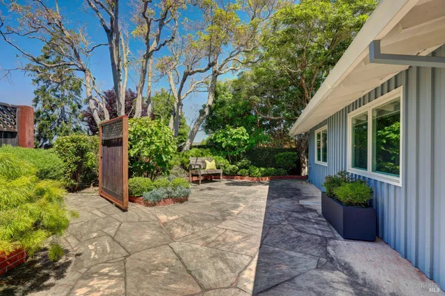 $3,857,000 | 1 North Point Circle, Belvedere, CA 94920