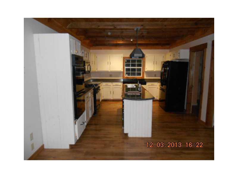 41 Russell Road Ludlow, ME 04730 - Photo 2 of 10 Kitchen.