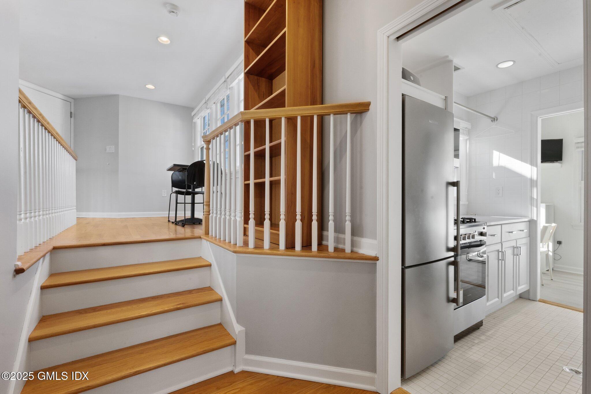 84 Indian Harbor Drive Greenwich, CT 06830 - Photo 8 of 16 a view of entryway and hall