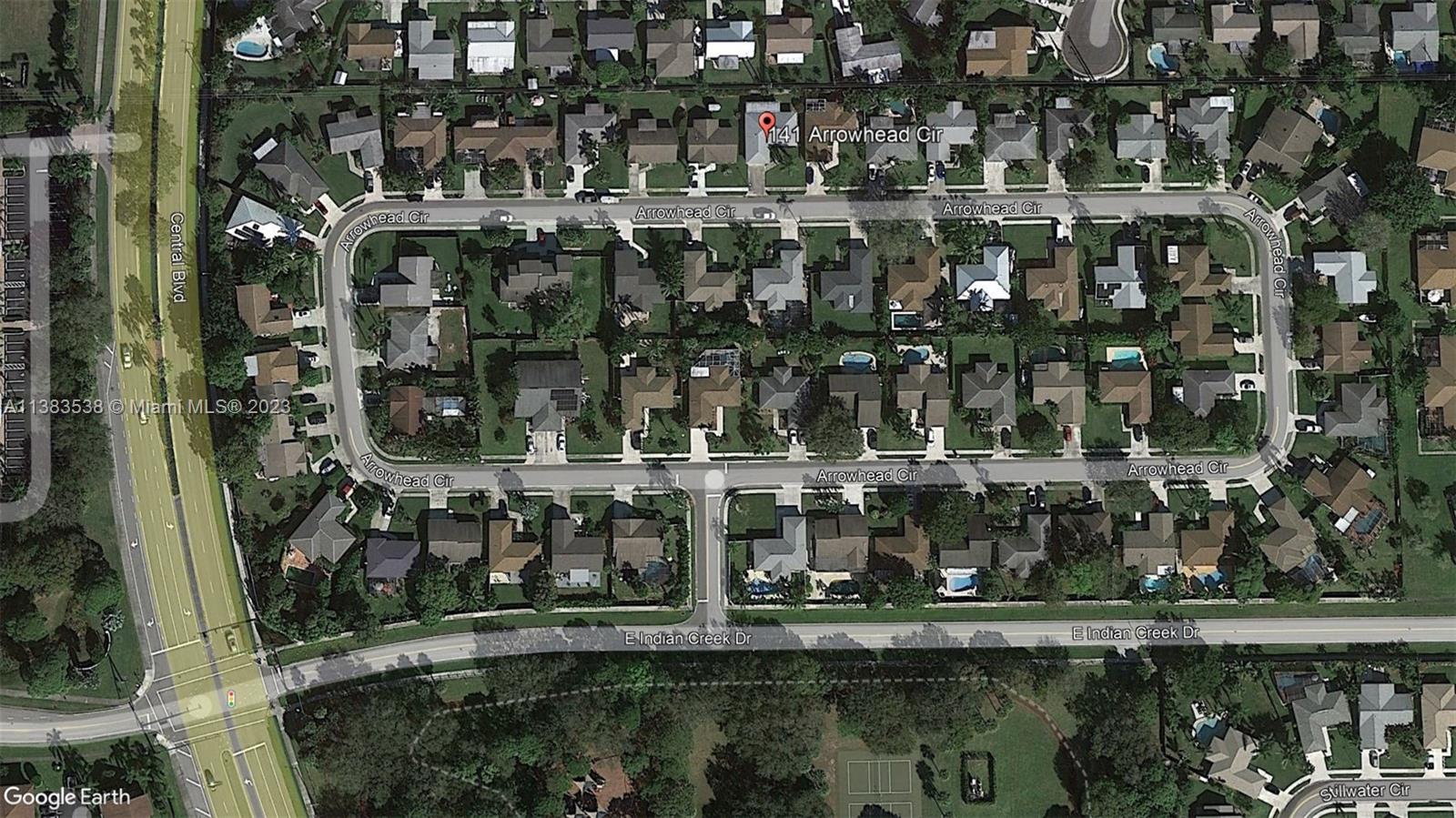 141 Arrowhead Circle Jupiter, FL 33458 - Photo 3 of 25