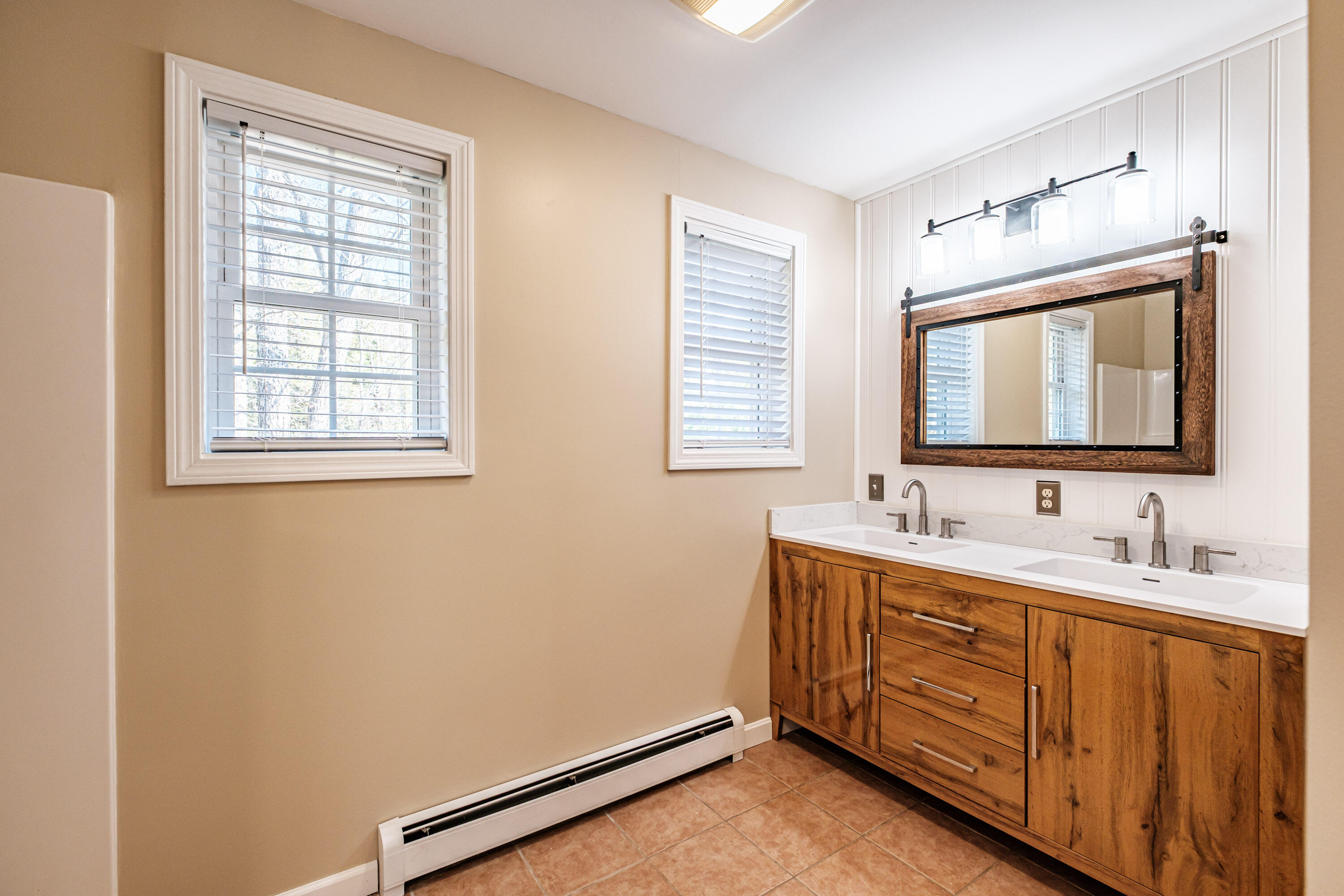 121 West Shore Road Sebago, ME 04029 - Photo 35 of 65 Primary En Suite