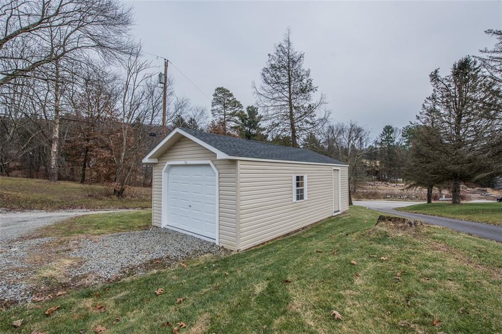 611 Blue Ridge Drive Apollo, PA 15613 - Photo 19 of 25 Detatched garage