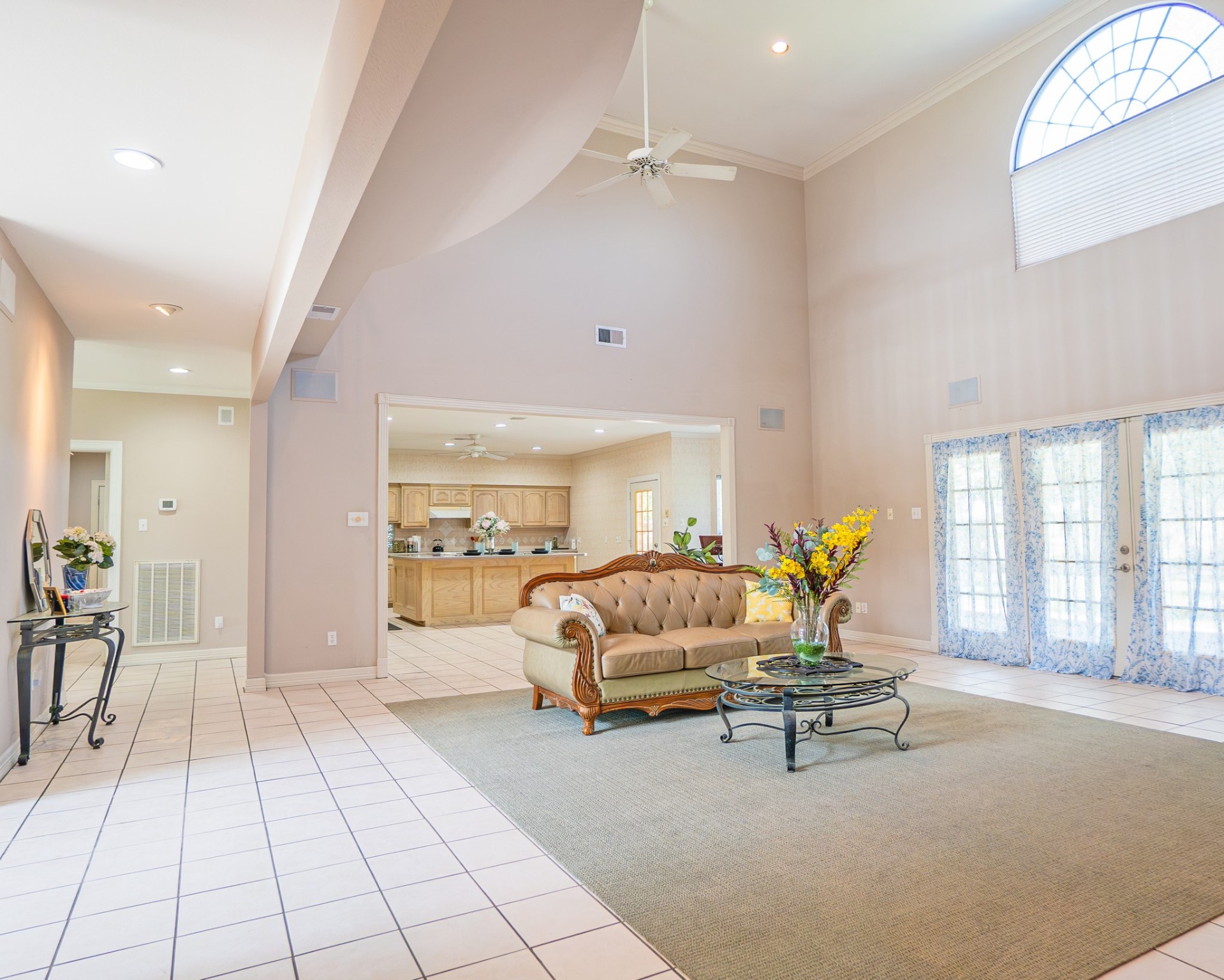 214 Williams Road Bay City, TX 77414 - Photo 25 of 48 a living room with furniture and a table