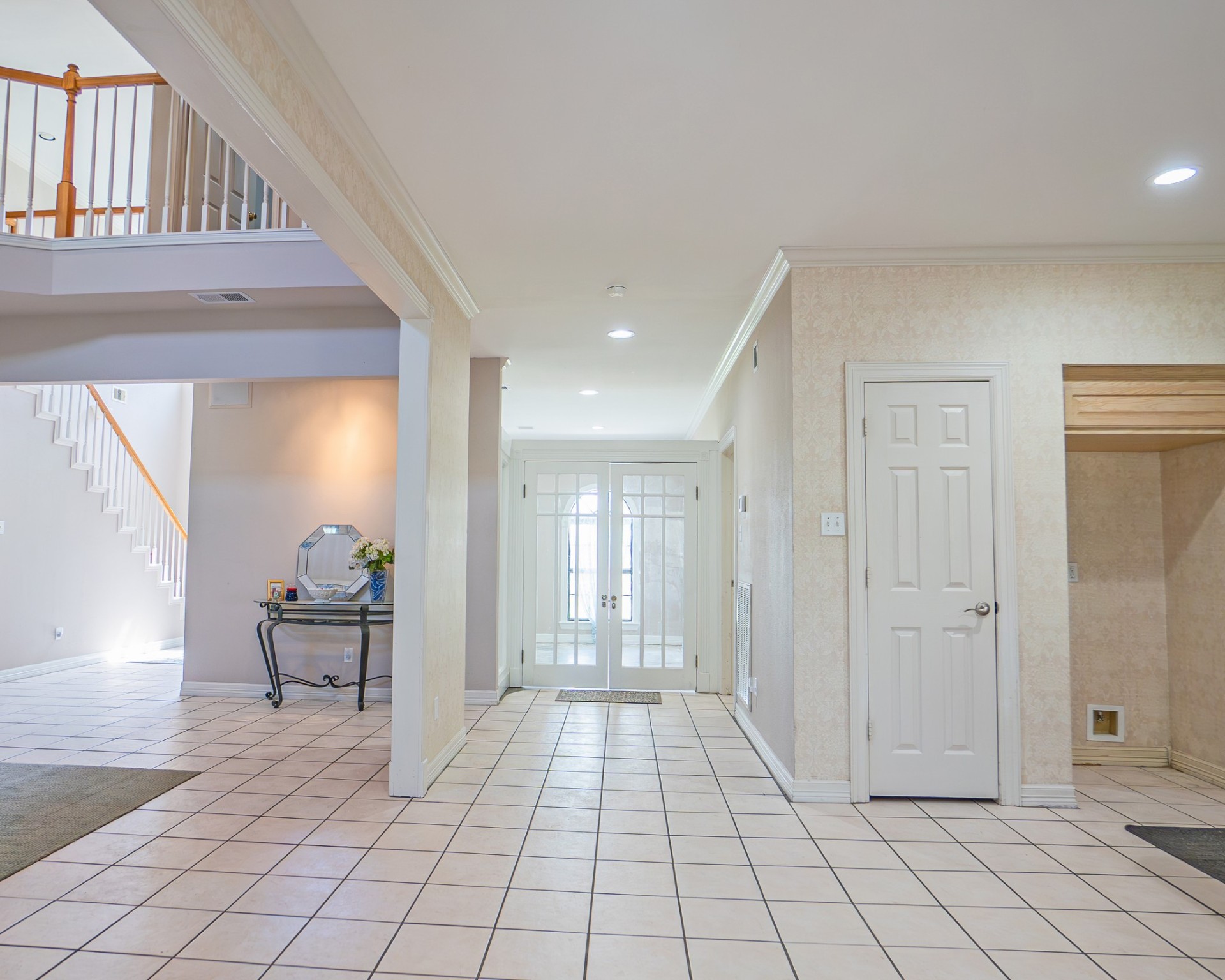 214 Williams Road Bay City, TX 77414 - Photo 34 of 48 a view of an entryway with wooden floor
