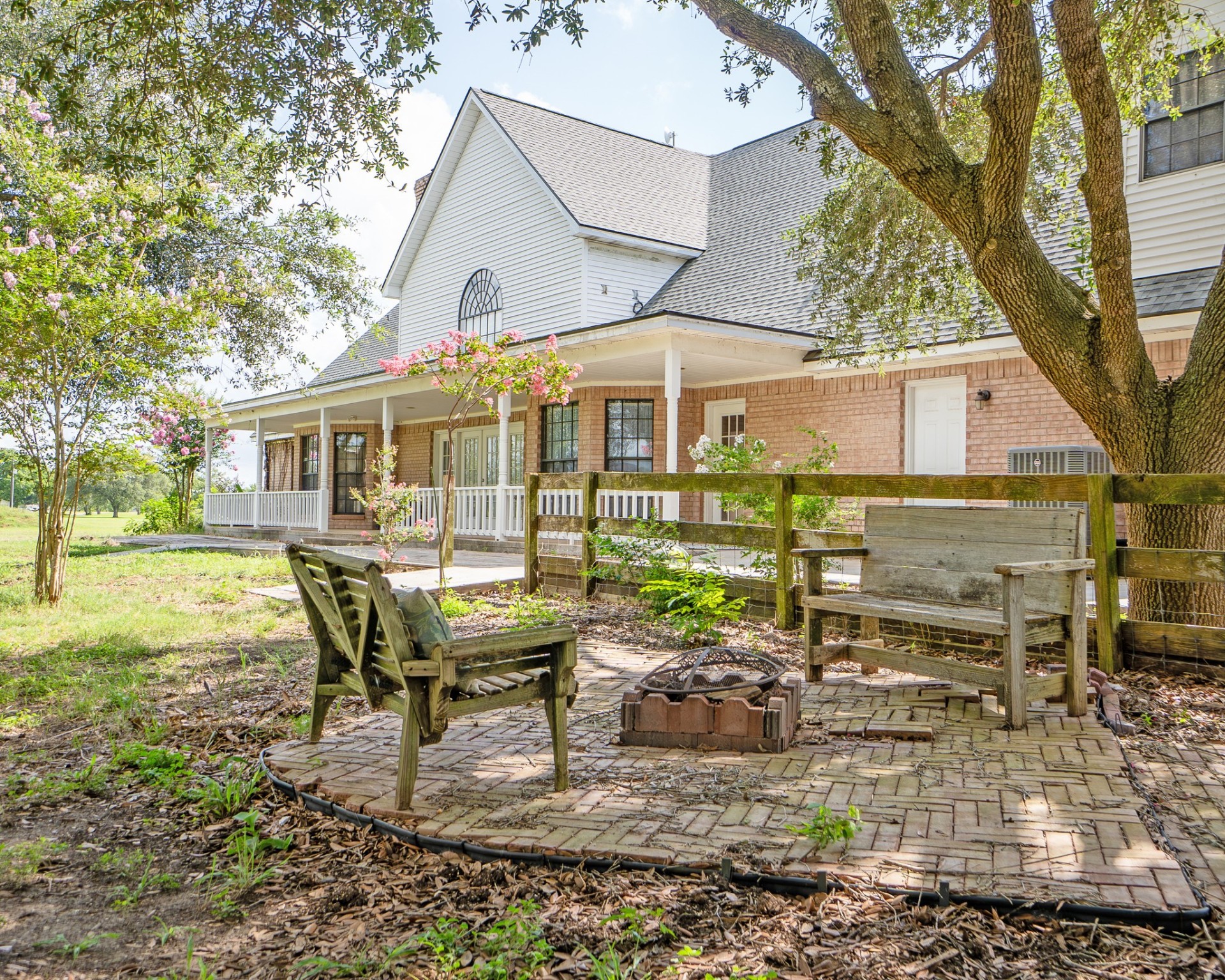 214 Williams Road Bay City, TX 77414 - Photo 8 of 48 a view of a house with backyard porch and sitting area
