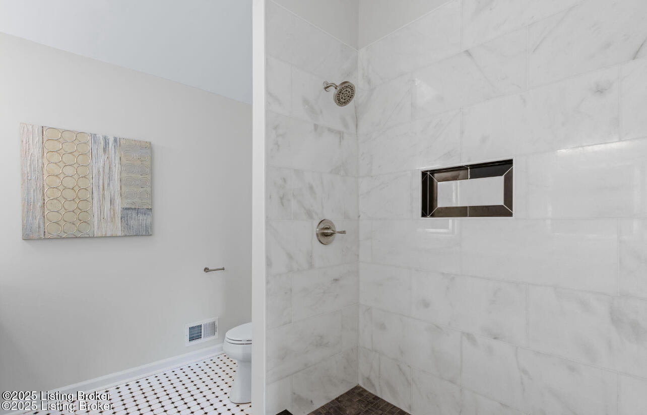 5515 Hempstead Road Louisville, KY 40207 - Photo 22 of 33 IMG_3877