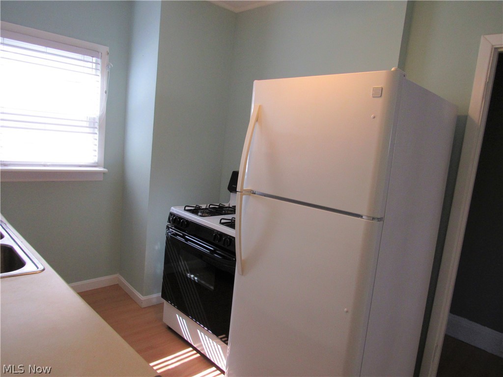 3831 Silsby Road Cleveland, OH 44111 - Photo 10 of 25 Gallery Image 10