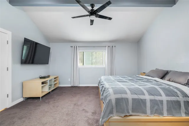 $250,000 | 17458 Jolly Boat Drive, Crosby, TX 77532