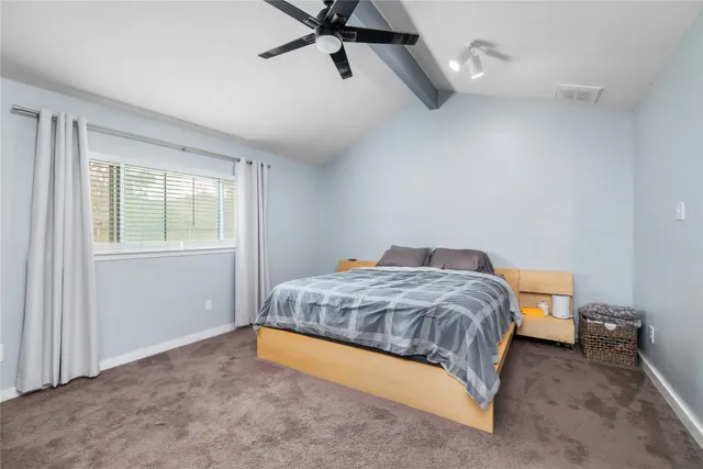 $250,000 | 17458 Jolly Boat Drive, Crosby, TX 77532