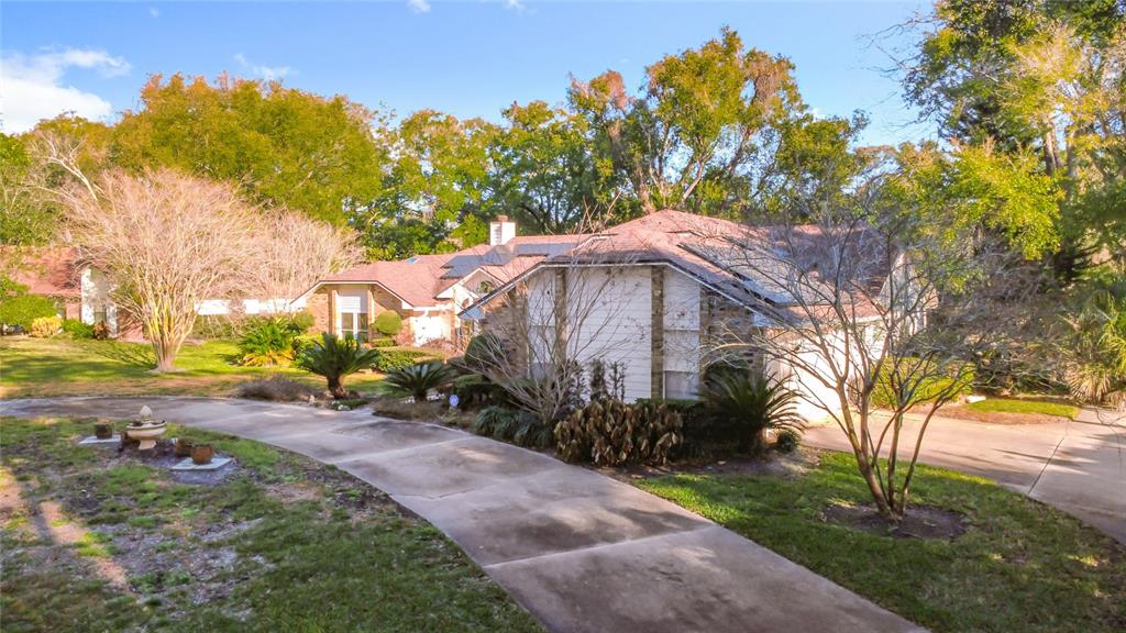 281 Spring Valley Road Altamonte Springs, FL 32714 - Photo 4 of 57 Gallery Image 4
