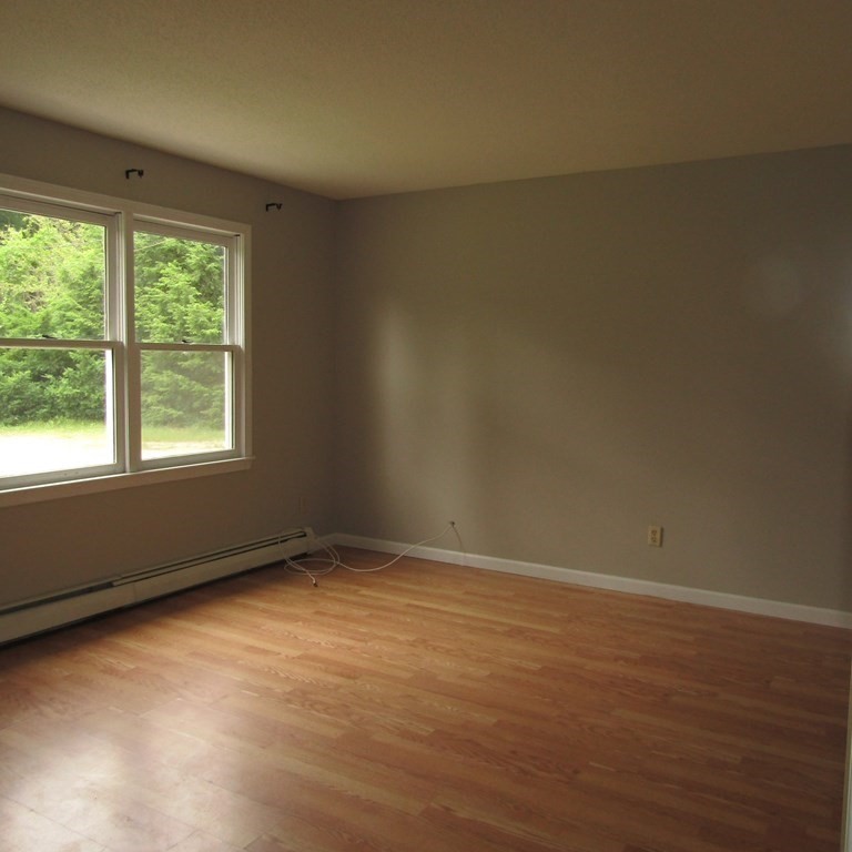 91 State Street Amherst, MA 01002 - Photo 9 of 17 Gallery Image 9