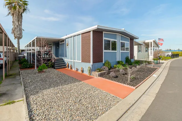 $89,990 | 2621 Prescott Road, Unit 242, Modesto, CA 95350