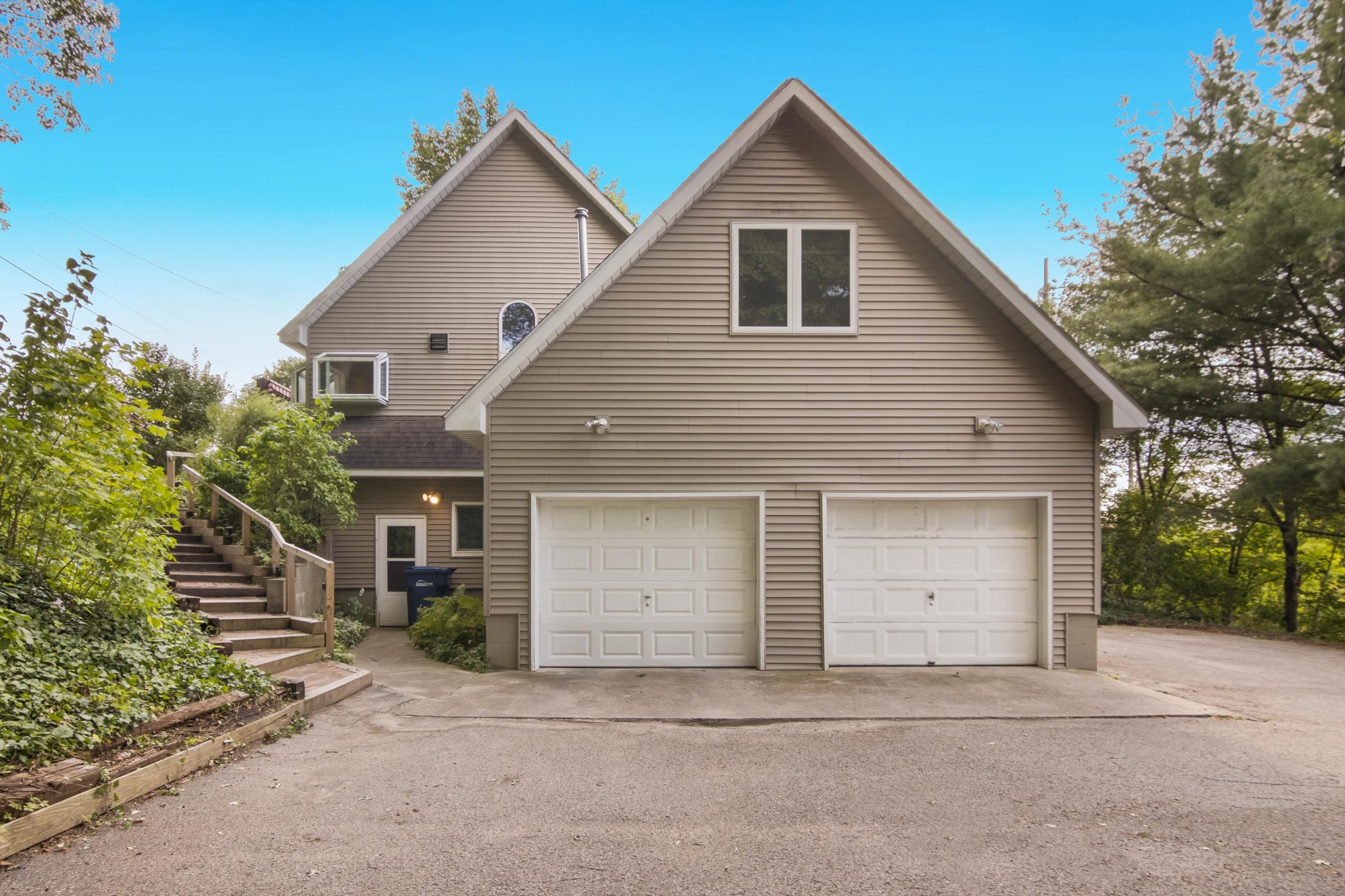 6232 Center Road Traverse City, MI 49686 - Photo 1 of 31 Gallery Image 1