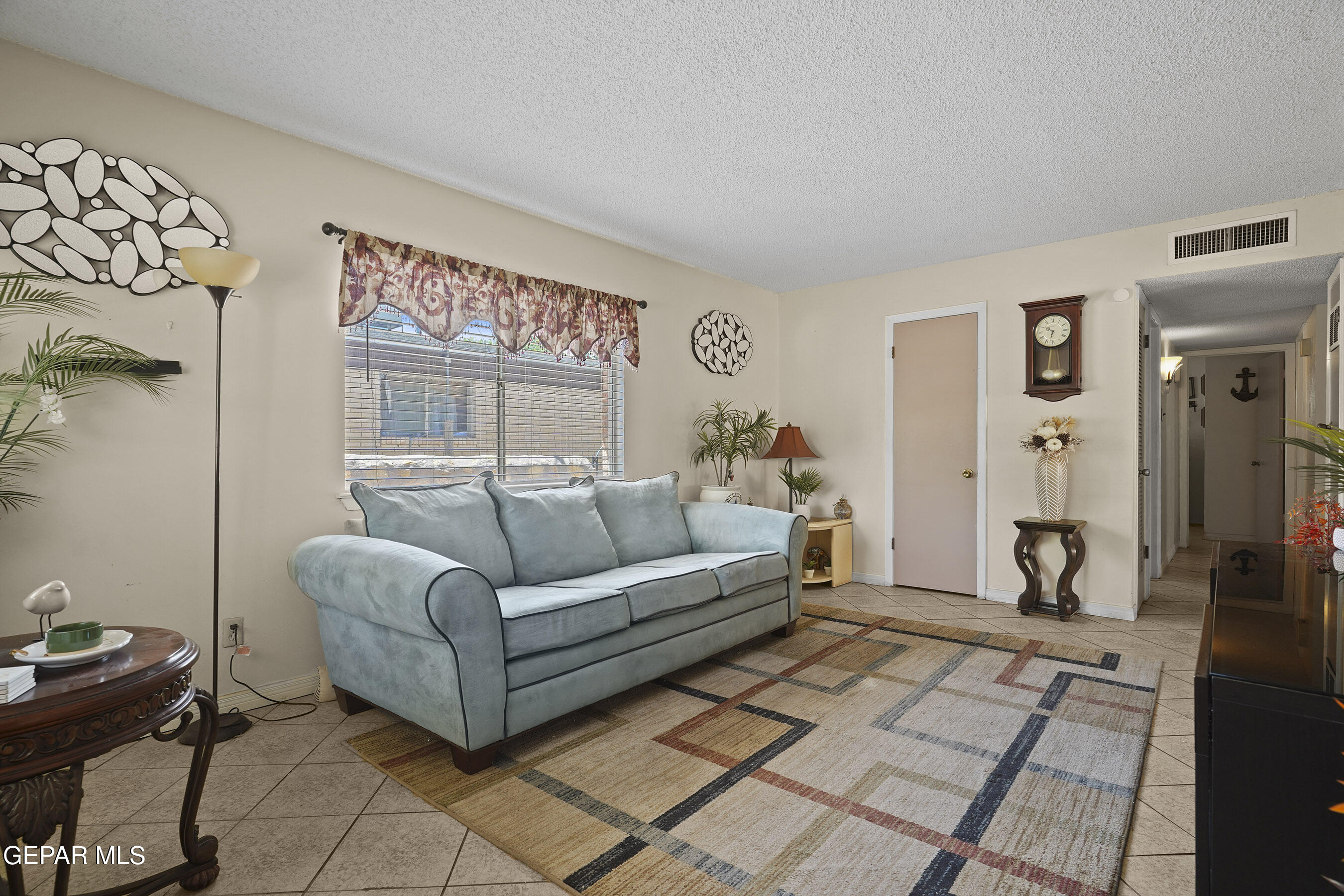 404 Northeast H Avenue Fabens, TX 79838 - Photo 12 of 30 DSC05644