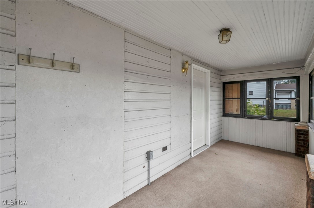 1107 West Wilbeth Road Akron, OH 44314 - Photo 30 of 50 View of unfurnished sunroom