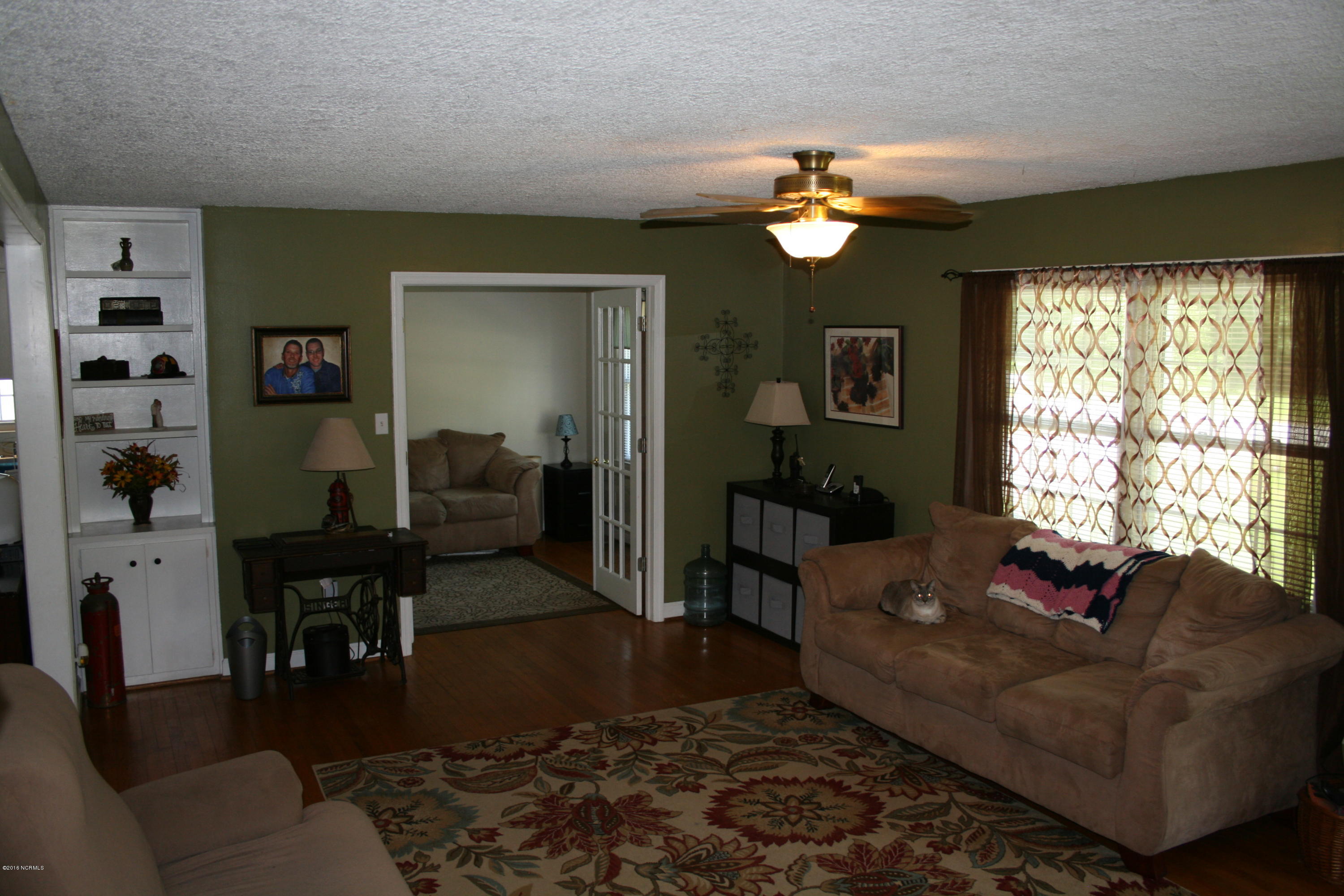 305 Neuse Cliff Road New Bern, NC 28560 - Photo 6 of 18 305 Neuse 019