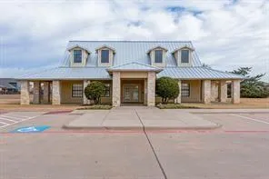 $2,395 | 12221 Big Rock Drive, Rhome, TX 76078