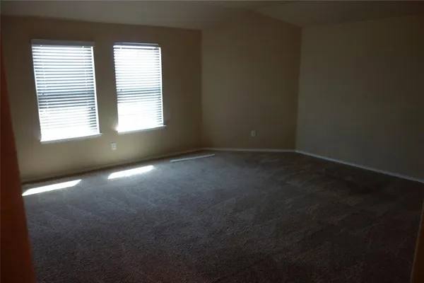 $2,395 | 12221 Big Rock Drive, Rhome, TX 76078