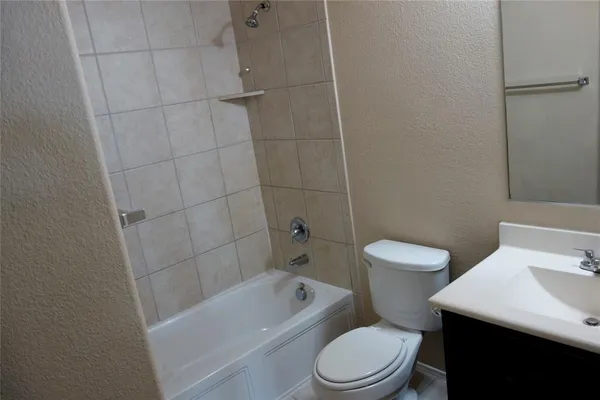 $2,395 | 12221 Big Rock Drive, Rhome, TX 76078