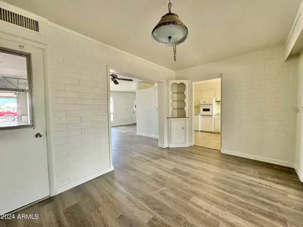 $1,400 | 11013 North 110th Drive, Sun City, AZ 85351