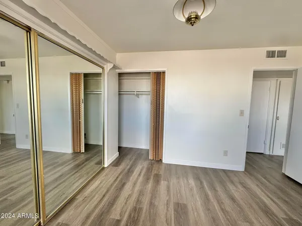 $1,400 | 11013 North 110th Drive, Sun City, AZ 85351