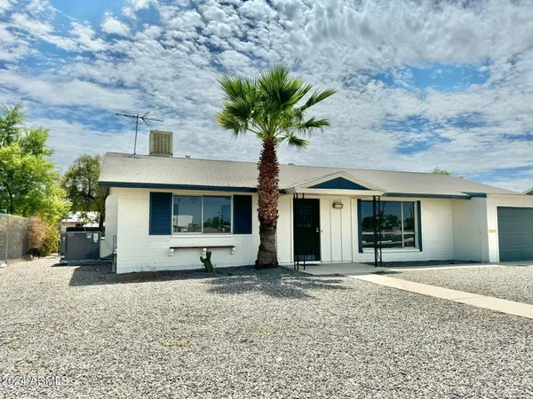 $1,400 | 11013 North 110th Drive, Sun City, AZ 85351
