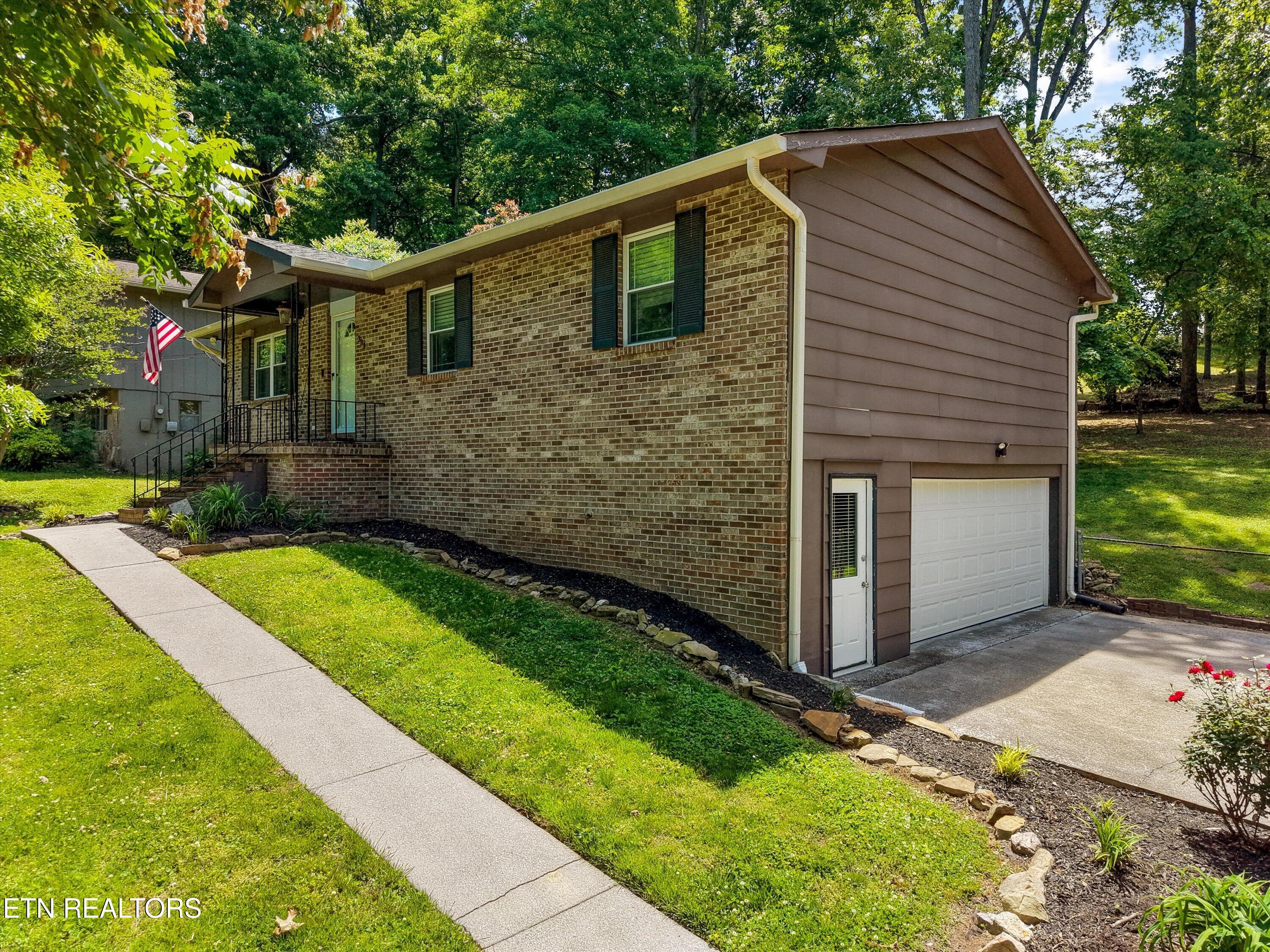 333 Oran Road Knoxville, TN 37934 - Photo 3 of 33 03-333 Oran Rd 03