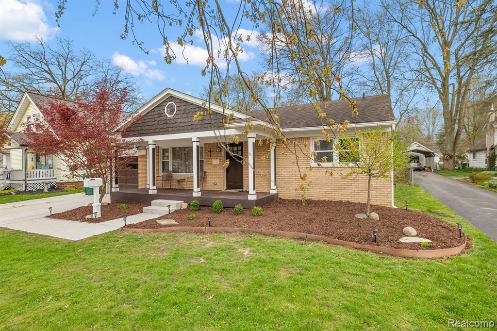 254 Fairgrove Street Romeo, MI 48065 - Photo 4 of 31 Gallery Image 4