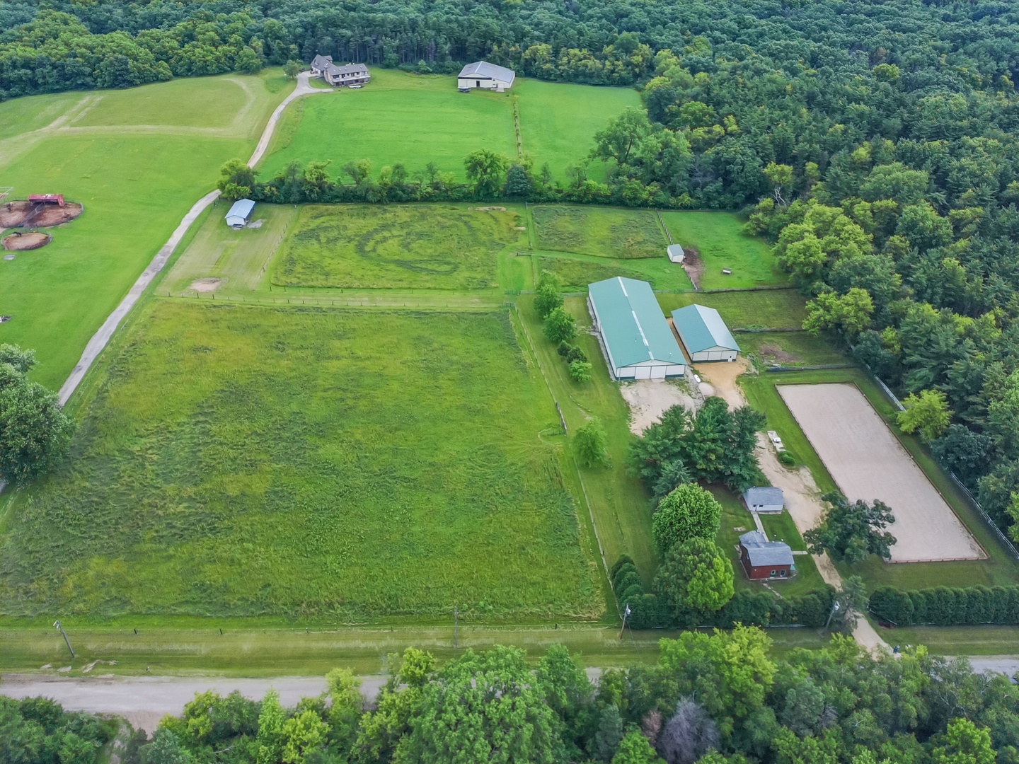 19104 Crowley Road Harvard, IL 60033 - Photo 2 of 24