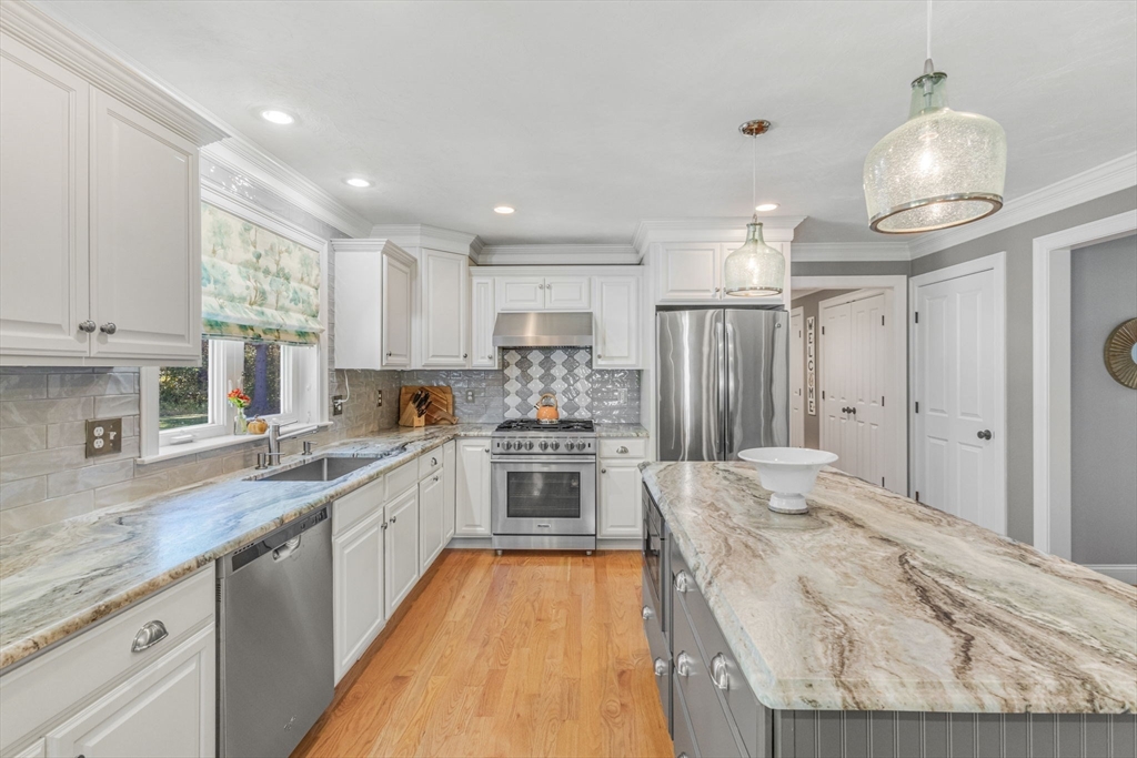 302 Cow Pond Brook Road Groton, MA 01450 - Photo 3 of 42