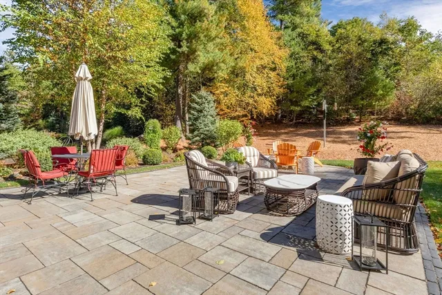 $899,900 | 302 Cow Pond Brook Road, Groton, MA 01450