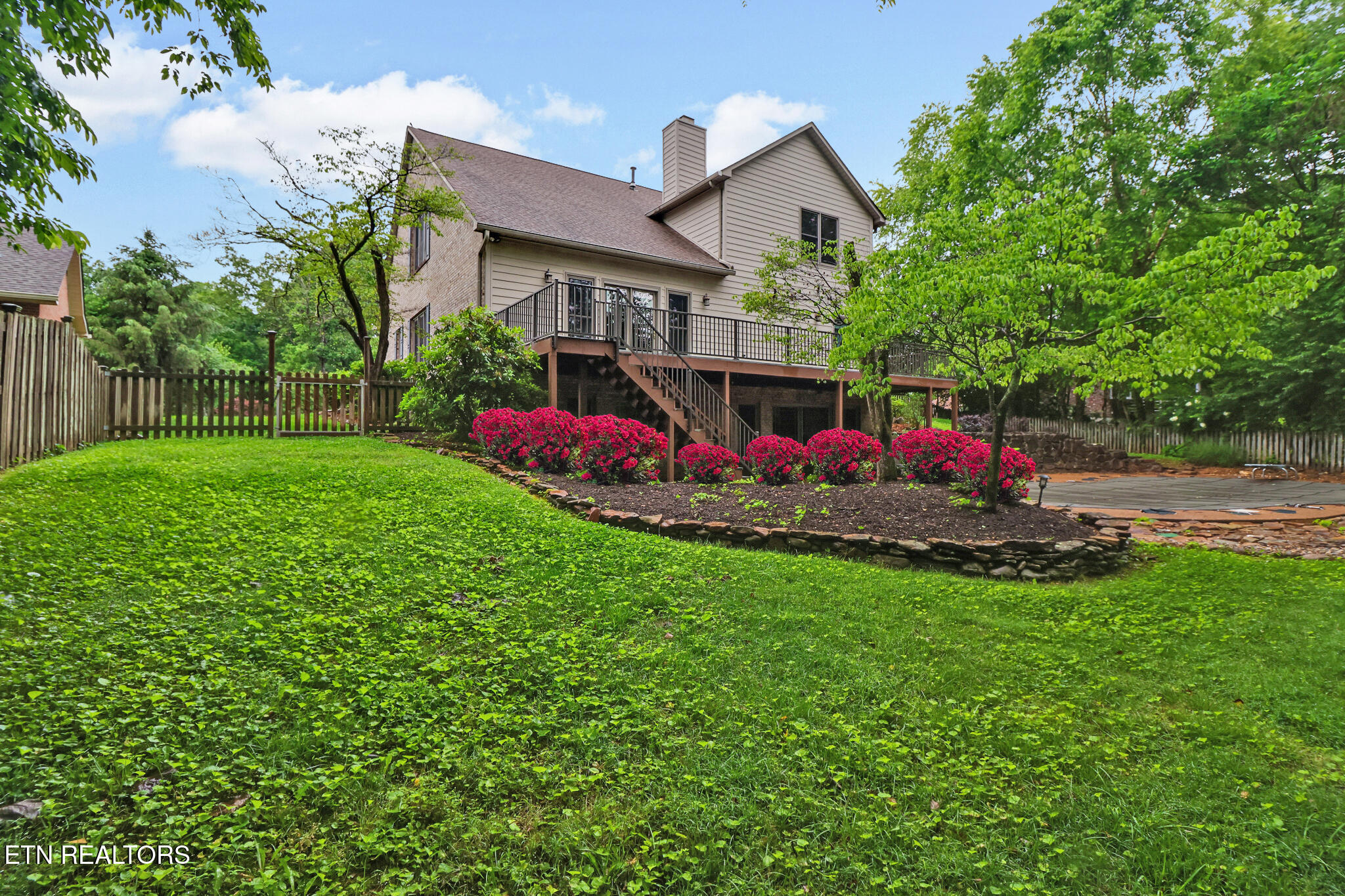 105 West Melbourne Road Oak Ridge, TN 37830 - Photo 54 of 59 Lovely Landscape!
