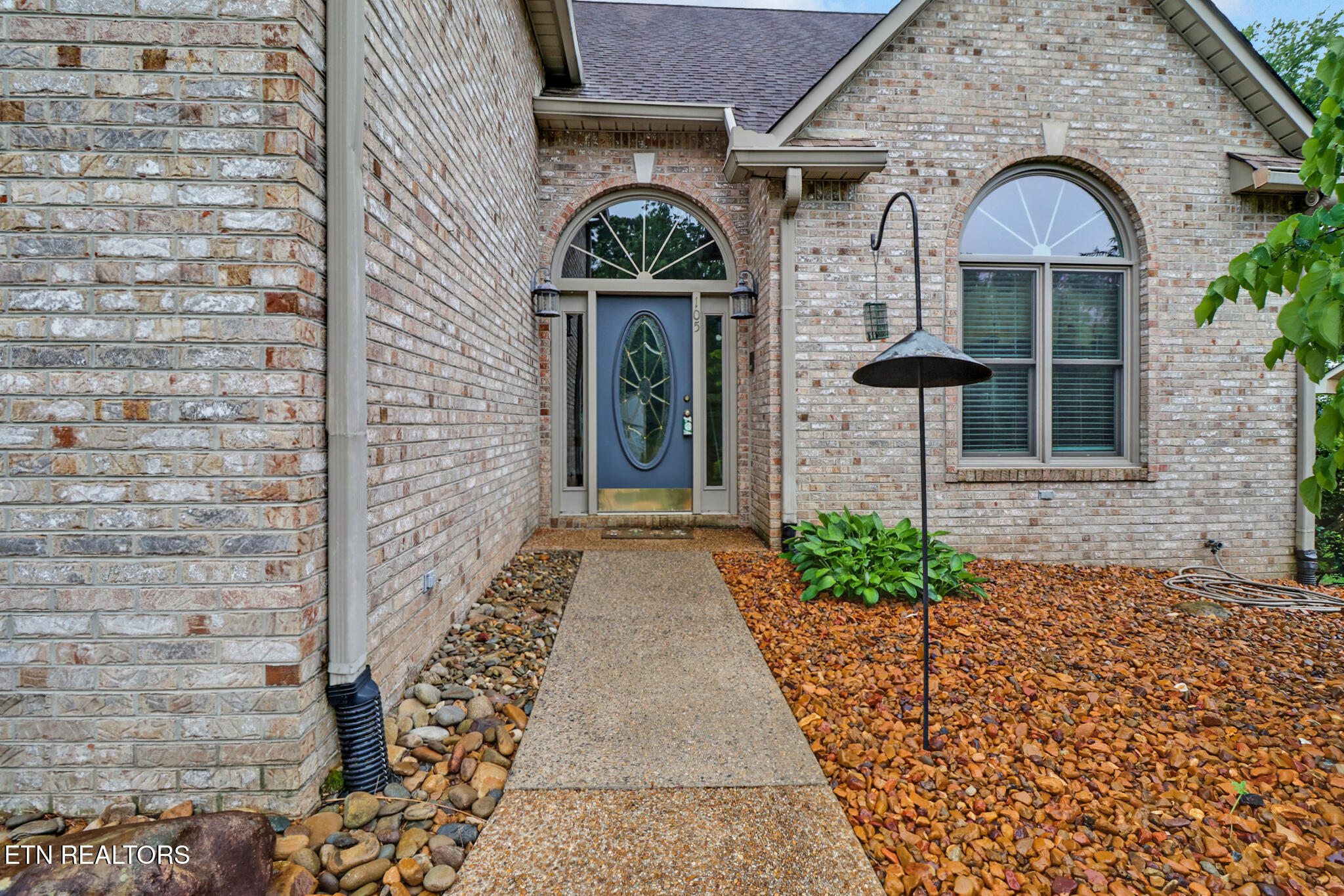 105 West Melbourne Road Oak Ridge, TN 37830 - Photo 8 of 59 Front Entry