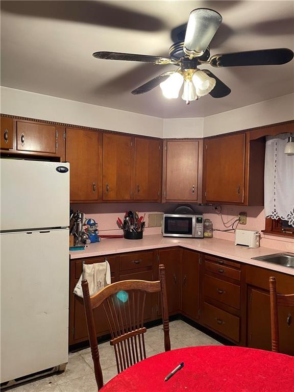 491 Frankfort Road Monaca, PA 15061 - Photo 4 of 24 KITCHEN