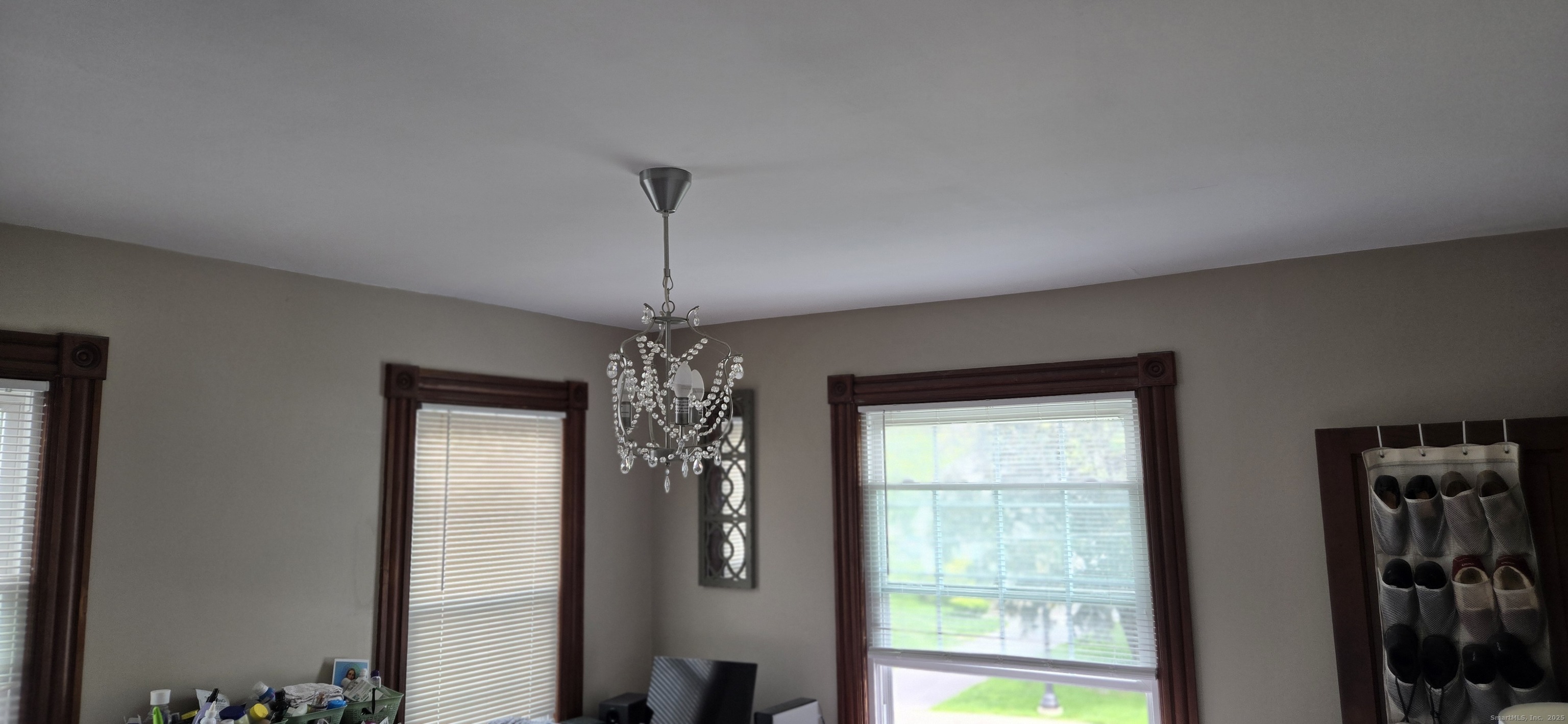 28 Perkins Avenue Norwich, CT 06360 - Photo 5 of 12