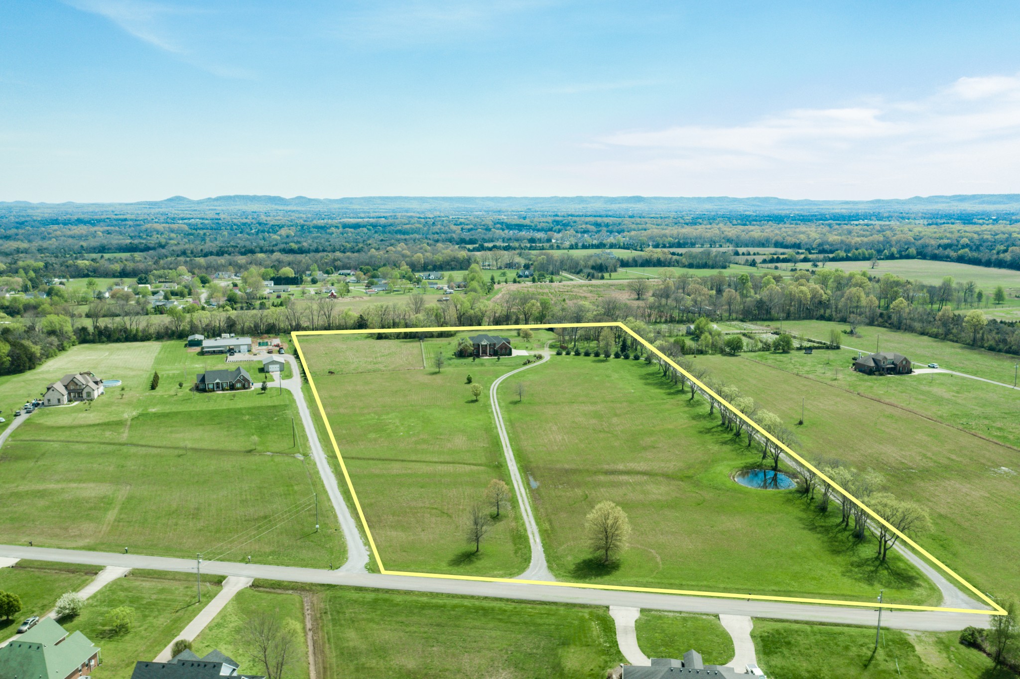 5009 Rucker Christiana Road Christiana, TN 37037 - Photo 6 of 49 Gallery Image 6