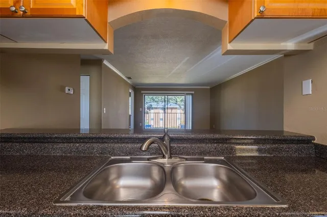 a close view of sink and tap