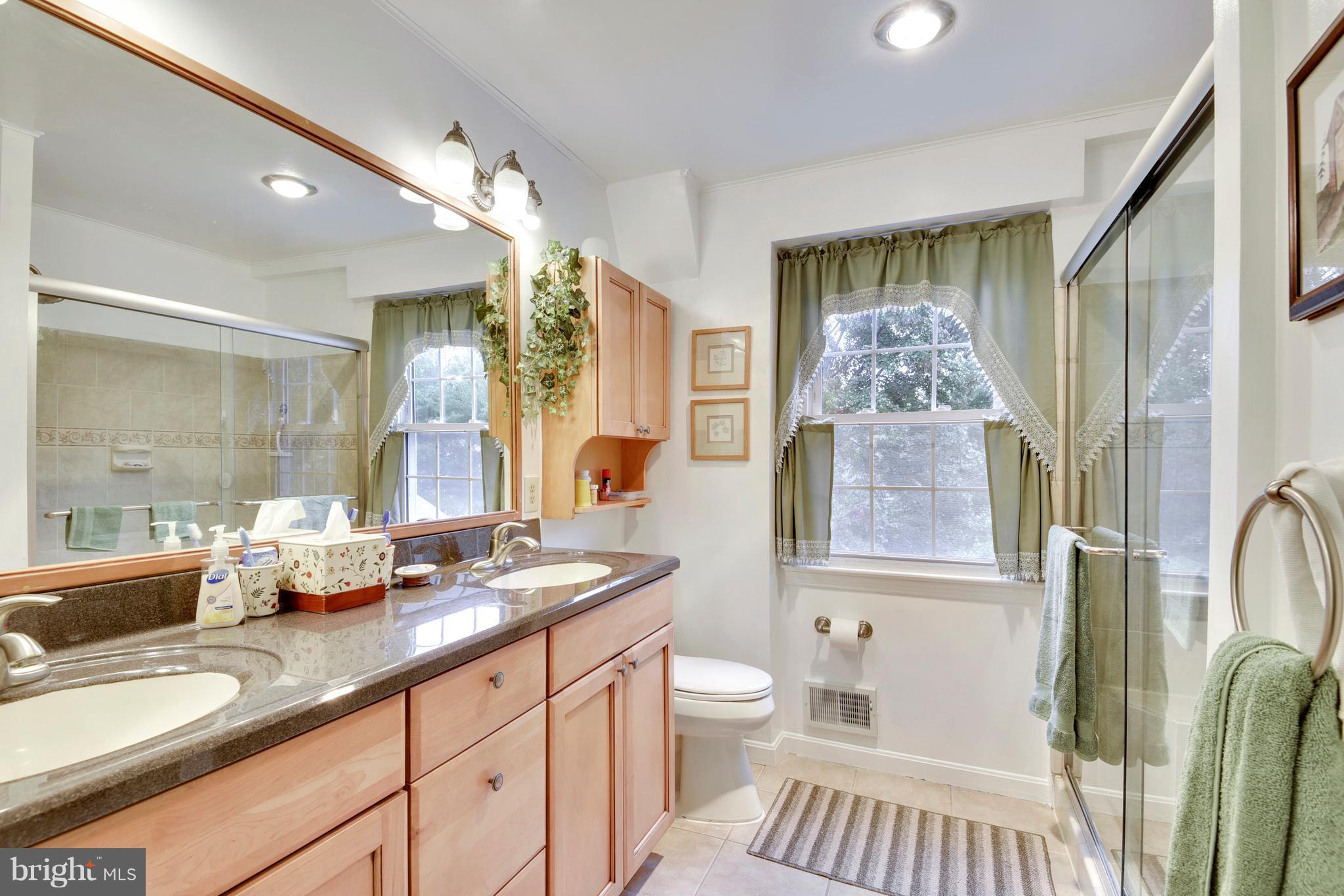 1 Turnmore Court Silver Spring, MD 20906 - Photo 17 of 30 Bath