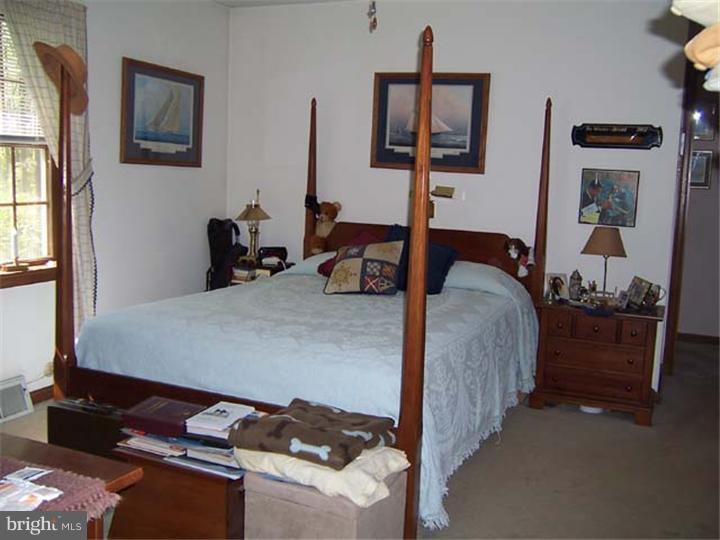 783 Lee Road Perkiomenville, PA 18074 - Photo 11 of 24 Gallery Image 11
