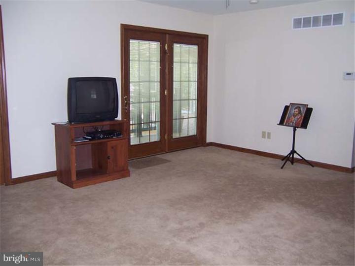 783 Lee Road Perkiomenville, PA 18074 - Photo 10 of 24 Gallery Image 10