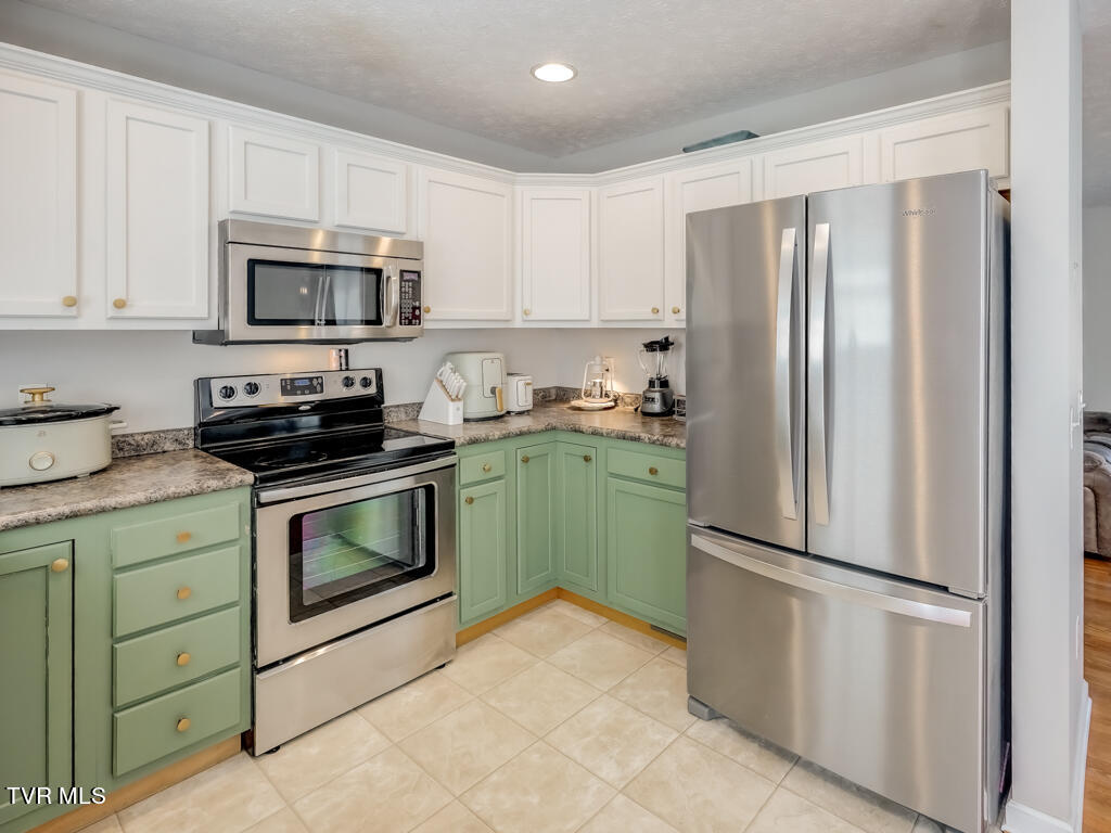 758 Old Ebenezer Road Marion, VA 24354 - Photo 13 of 60 758 Old Ebenezer MLS-26